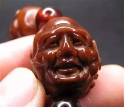 文玩包浆之美 核雕艺术的光华蜕变